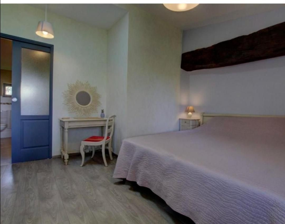 Chambres D'Hotes Les Vignes Montcet Exterior photo